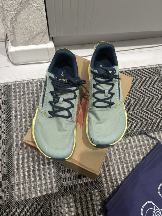 Кроссовки Altra Superior