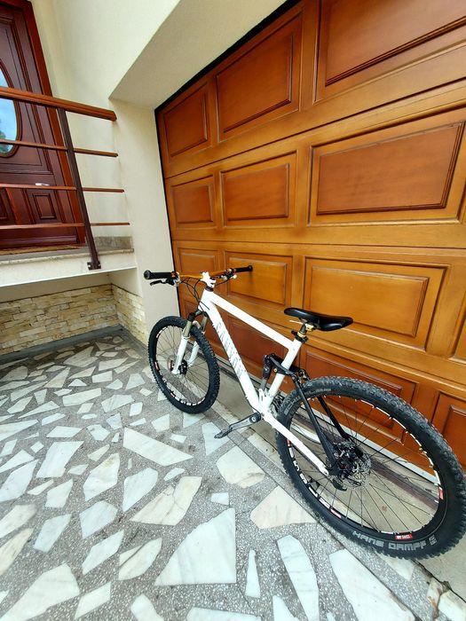 Canyon nerve AM. FULL SUSPENSION