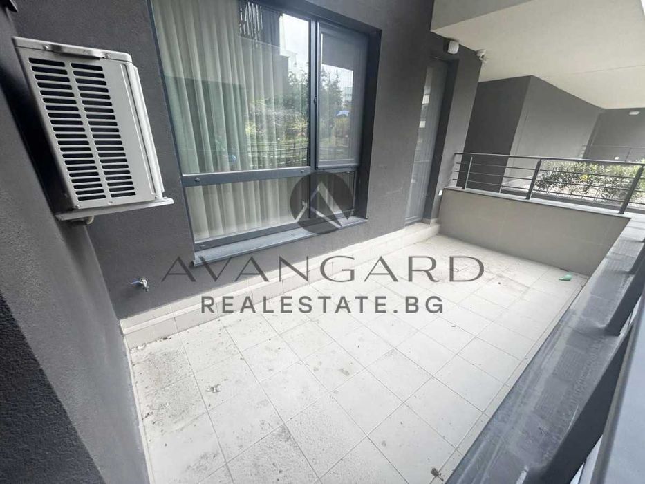 оф.21296 Луксозен Едностаен Смирненски