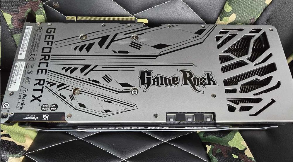 Placa video Palit GeForce RTX 3080 Ti GameRock de 12GB pe 384-bit