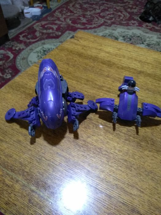 Продам собранные Лего