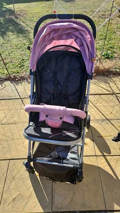 Здравейте, продавам лятна количка.