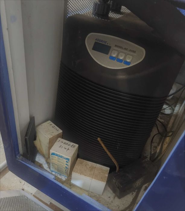 Търговски аквариум 320л