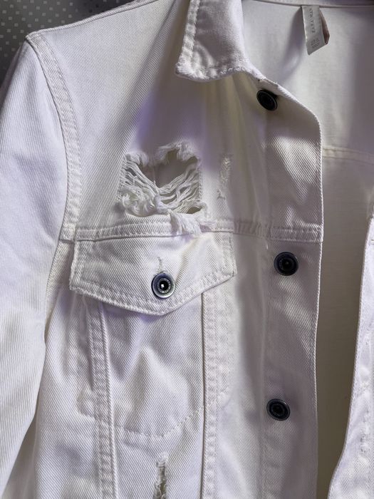 Jacheta alba/crem de blugi Zara - marimea XL - stare foarte buna