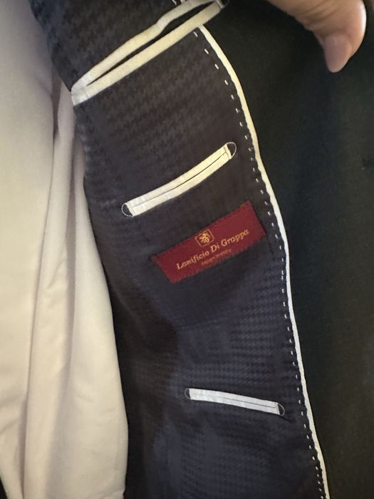 Срочно продам костюм