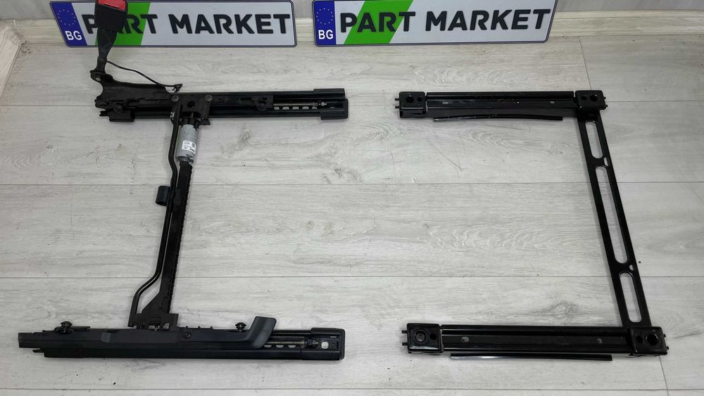 Стойка шейна седалка AUDI Q7 4M