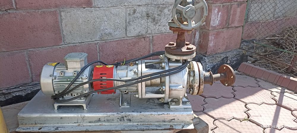 Высокотемпературный насос.