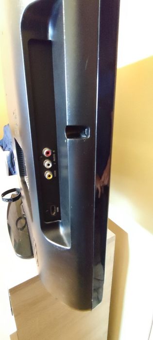 Televizor LCD PHILIPS diagonală 80 cm