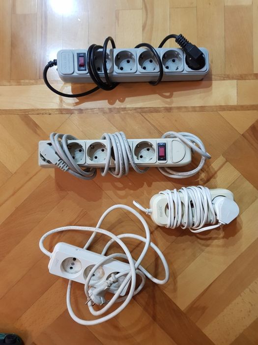 Замок внутридверной.Российский.,настольная лампа,удленители,нажовка.