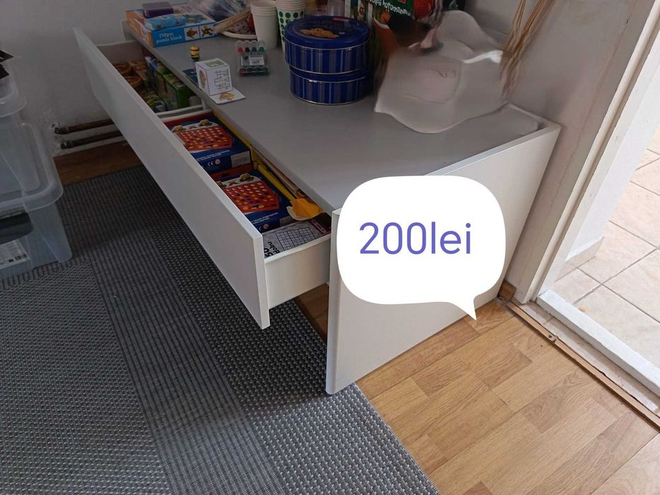 Mobilier Ikea aproape nou pentru loc de studiu si sala after pentru copii.