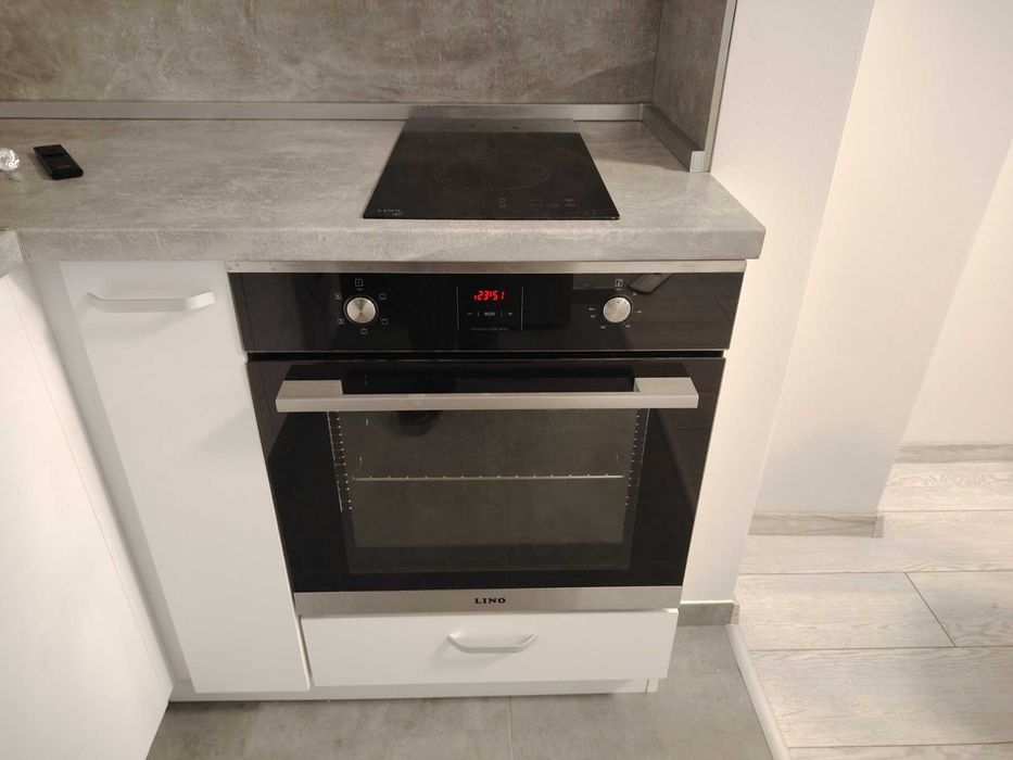 Продава се Тристаен апартамент в Плевен, 9-ти квартал - 85 кв.м за 1648 €/кв.м - Снимка #5