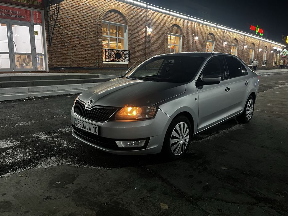 Skoda rapid 2013