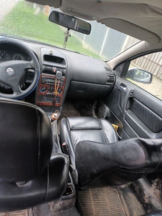 Opel astra g 1.6 16v an 2001acte valabile