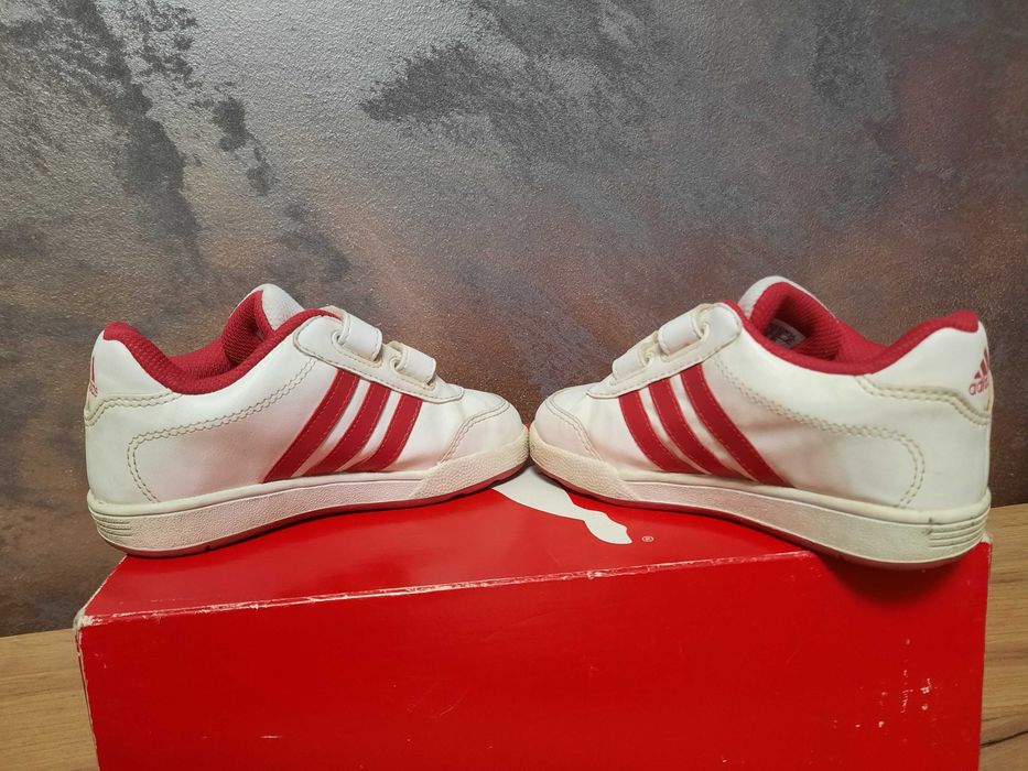 Adidas marimea 26