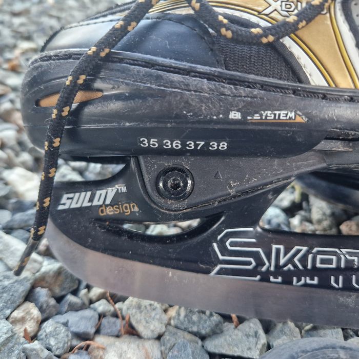Role/patine reglabile 35-38