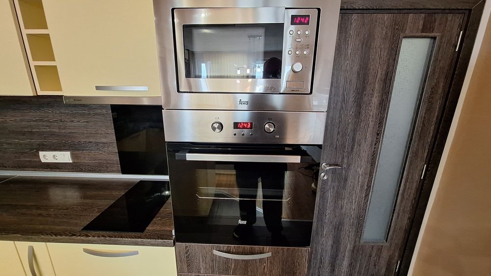 Кухненско обзавеждане с бар