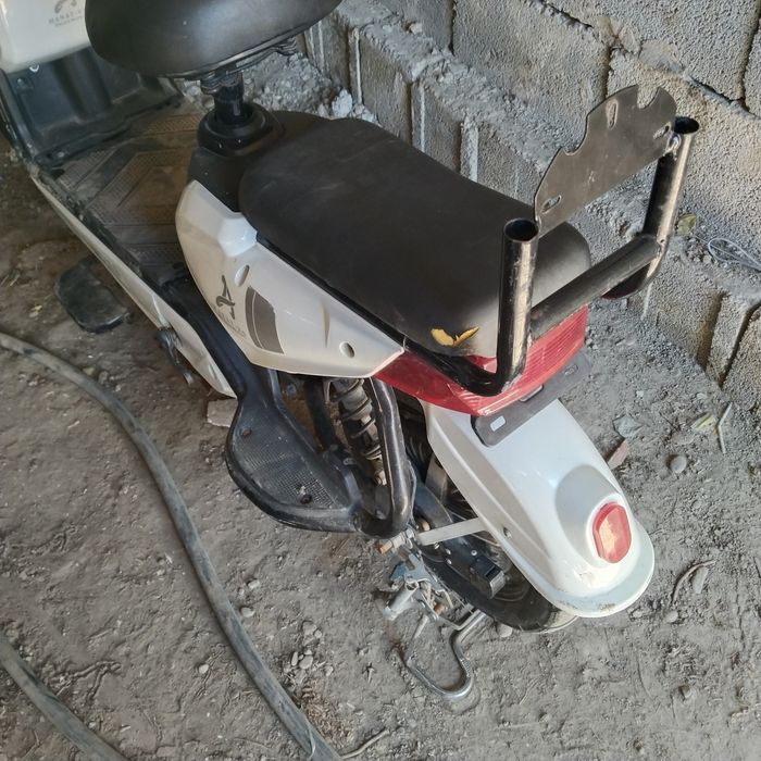 Скутер продам х5 аманат
