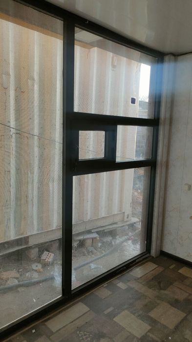 Konteyner sotiladi srochna 6 metrli 3500$