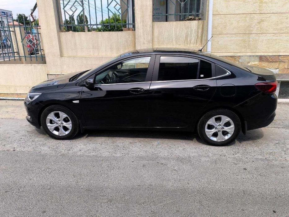 Chevrolet Onix premier+ full