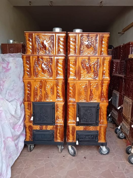 Sobe teracotă, asamblate pe cadru de fier mai exact vinclu și roți mob