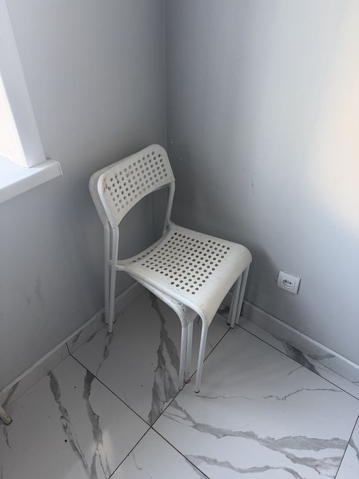 Продам парты стулья