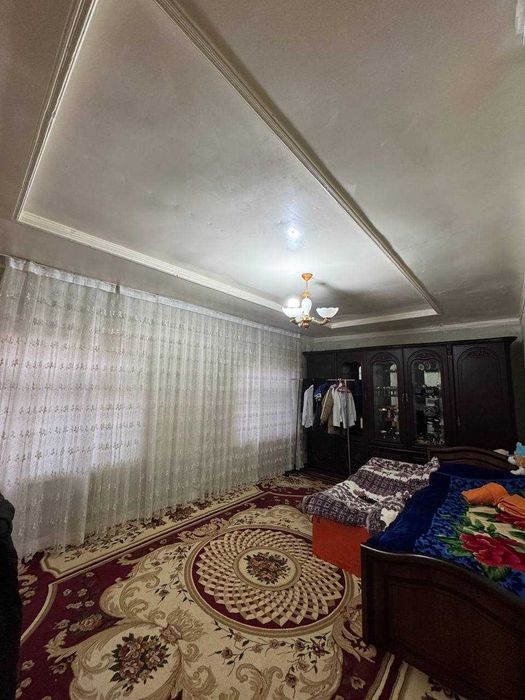 Qibray tumani, Uzumzor. 10 sotihda  katta oilaga 9 honali  uy sotaman.