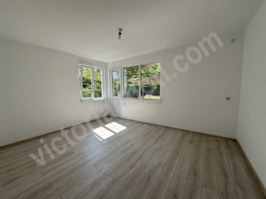 Продава се Къща в Горна Оряховица - 316 кв.м за 1314 €/кв.м - Снимка #1