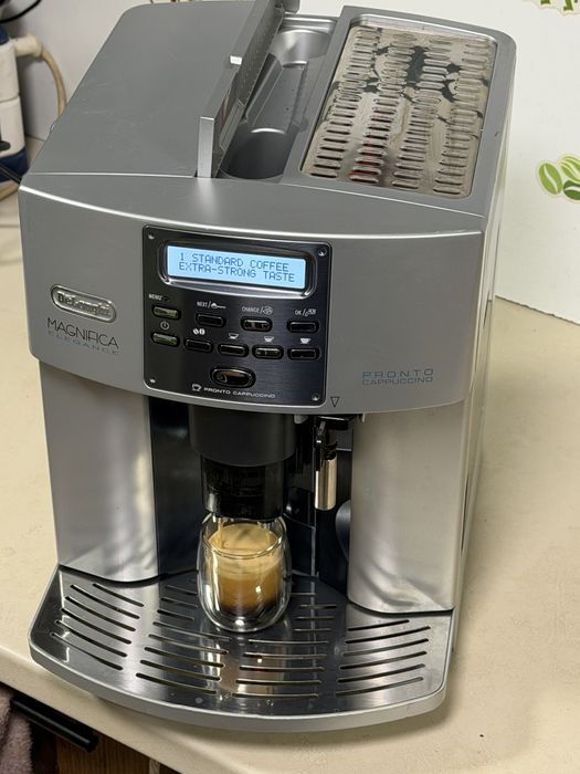 Кафемашина кафе автомат delonghi ELEGANCE с гаранция