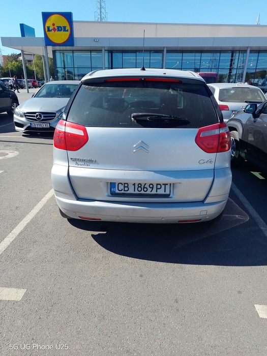 Продавам кола "Citroen" C4 Picasso 2008