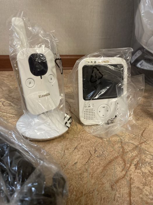 Видеоняня Ramili новая