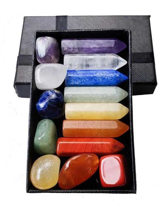 Set de 14 Cristale Semipretioase +cadou placa divinatie