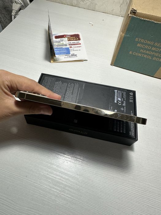 Продаю iphone 12 pro max 256 gb original