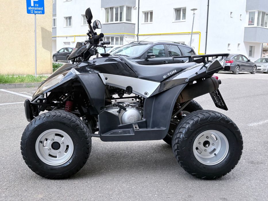 Quad E-Ton Vector 300