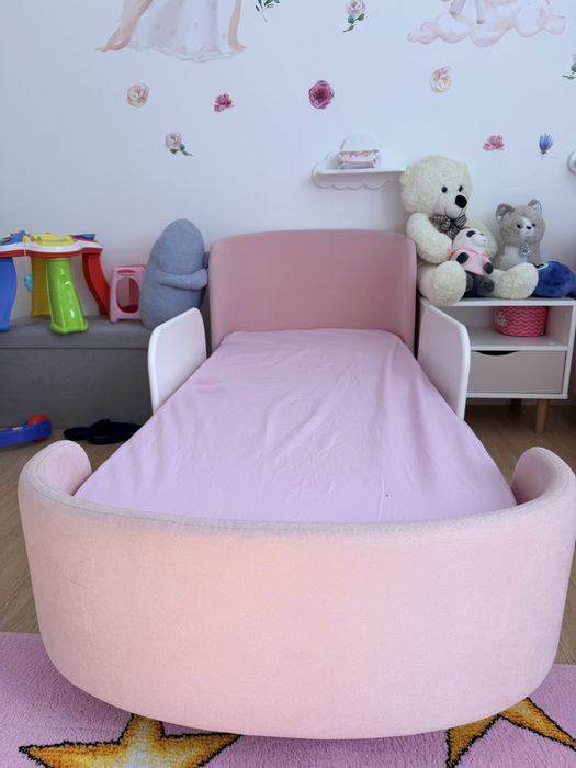 Кровать с матрасом для девочки