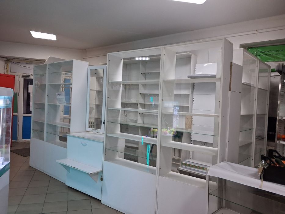 Срочно продам Ветрину