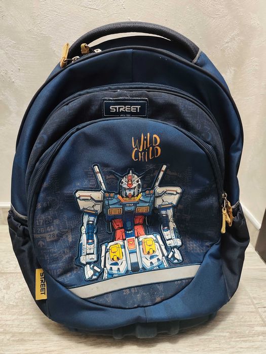 Раница за ученици