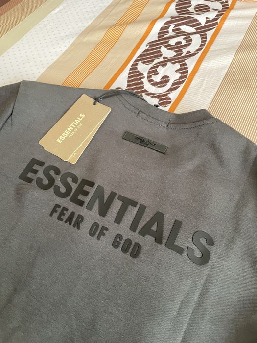 Compleu Essentials Fear of God
