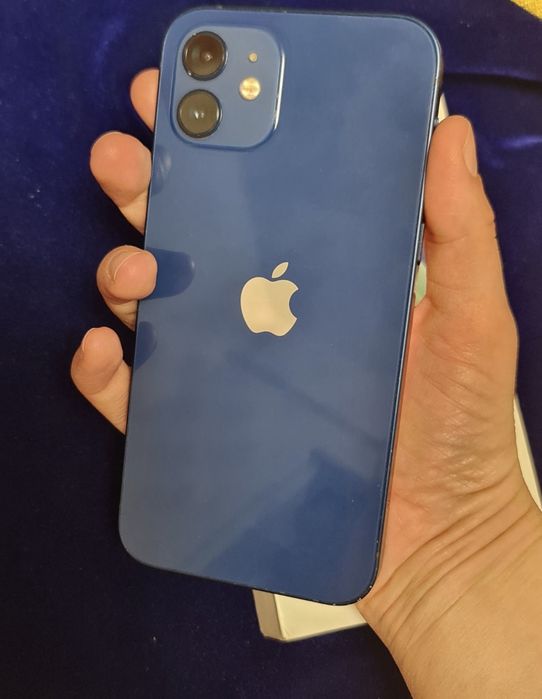 продам Айфон 12 мини