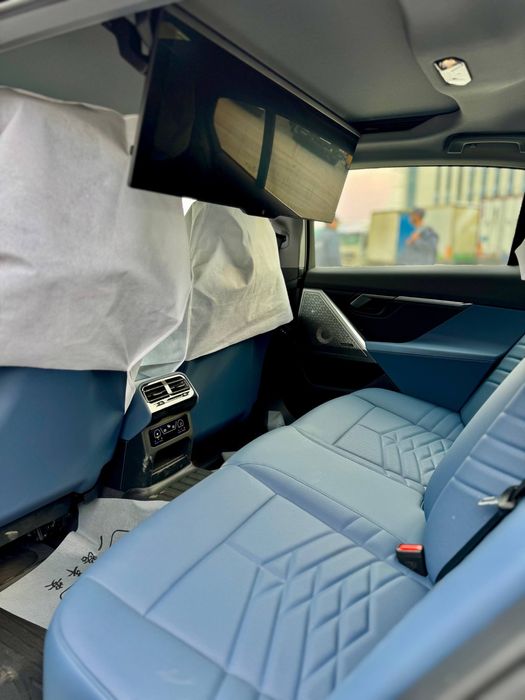 BMW i5 35L M-Sport 2025 yil