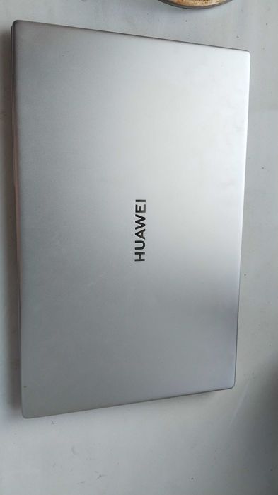 Huawei MateBook D15 (Core i3/8GB/256) Срочно