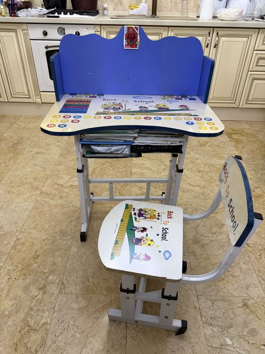 Birou cu scaun reglabil copii