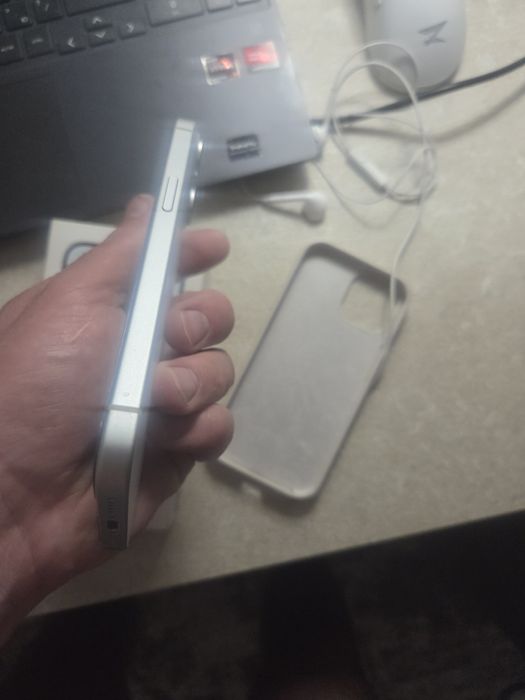 Iphone 15 -128 gb Без торга