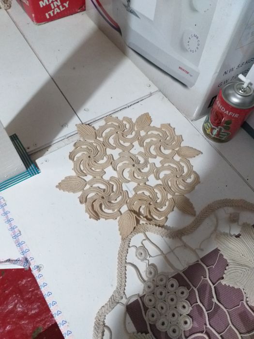 Mileuri Crosetate  Manual Model Deosebit