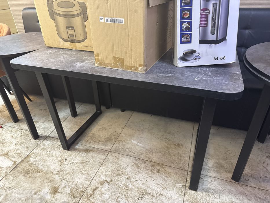 столы для кафе , офиса