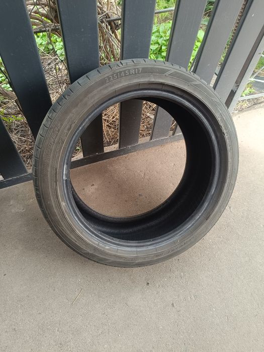 Резина летняя R17 225/45