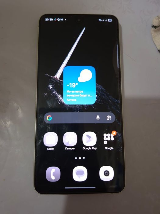 Продаю samsung S21 fe