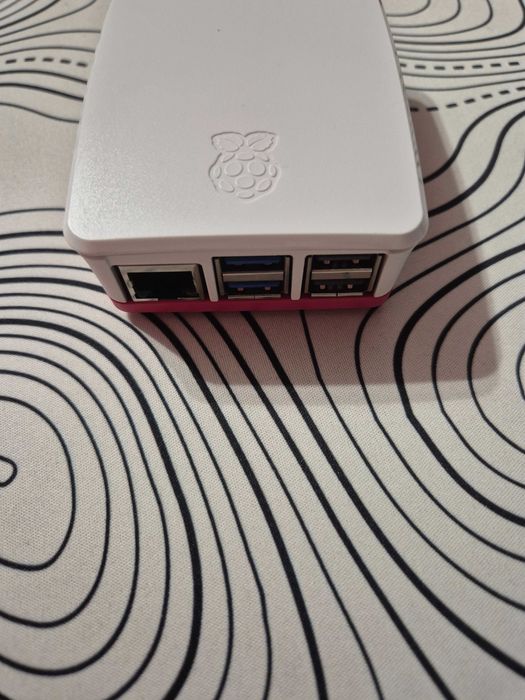 Raspberry Pi 5 4gb Ram– Carcasă oficială cu ventilator, heatsync + Alimentator USB-C, fără card microSD