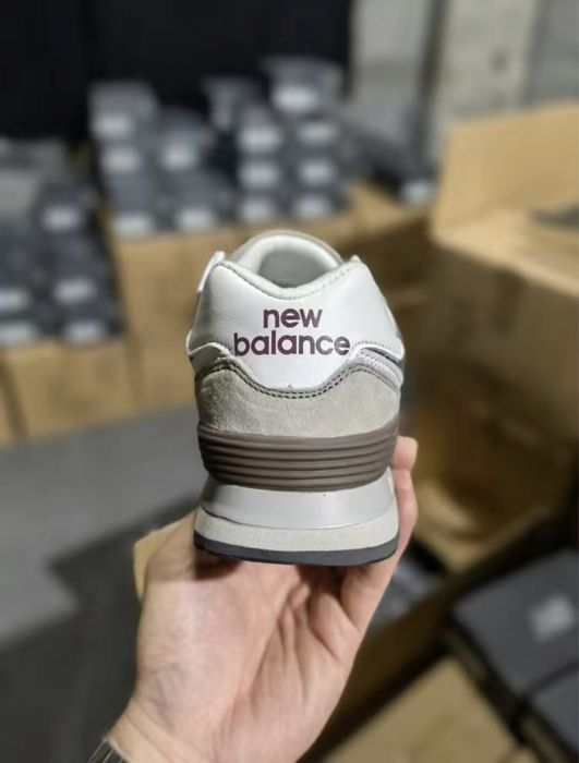 Продам кроссовки New Balance 574