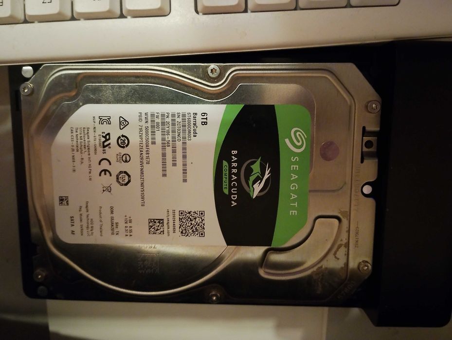 Хард диск seagate 6 TB