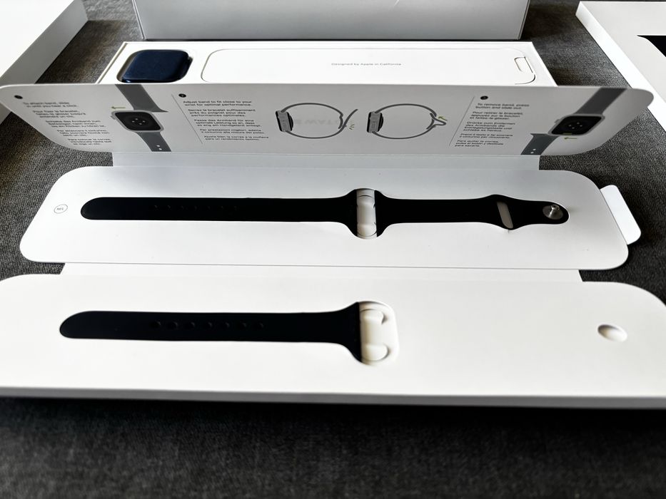 Apple Watch Seria 6, GPS, 44mm